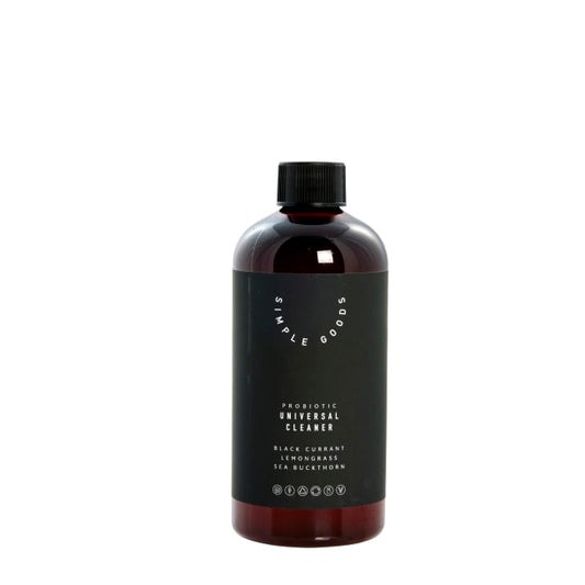 SIMPLE GOODS Universal Cleaner Lemongrass Black Currant - 500 ml svart